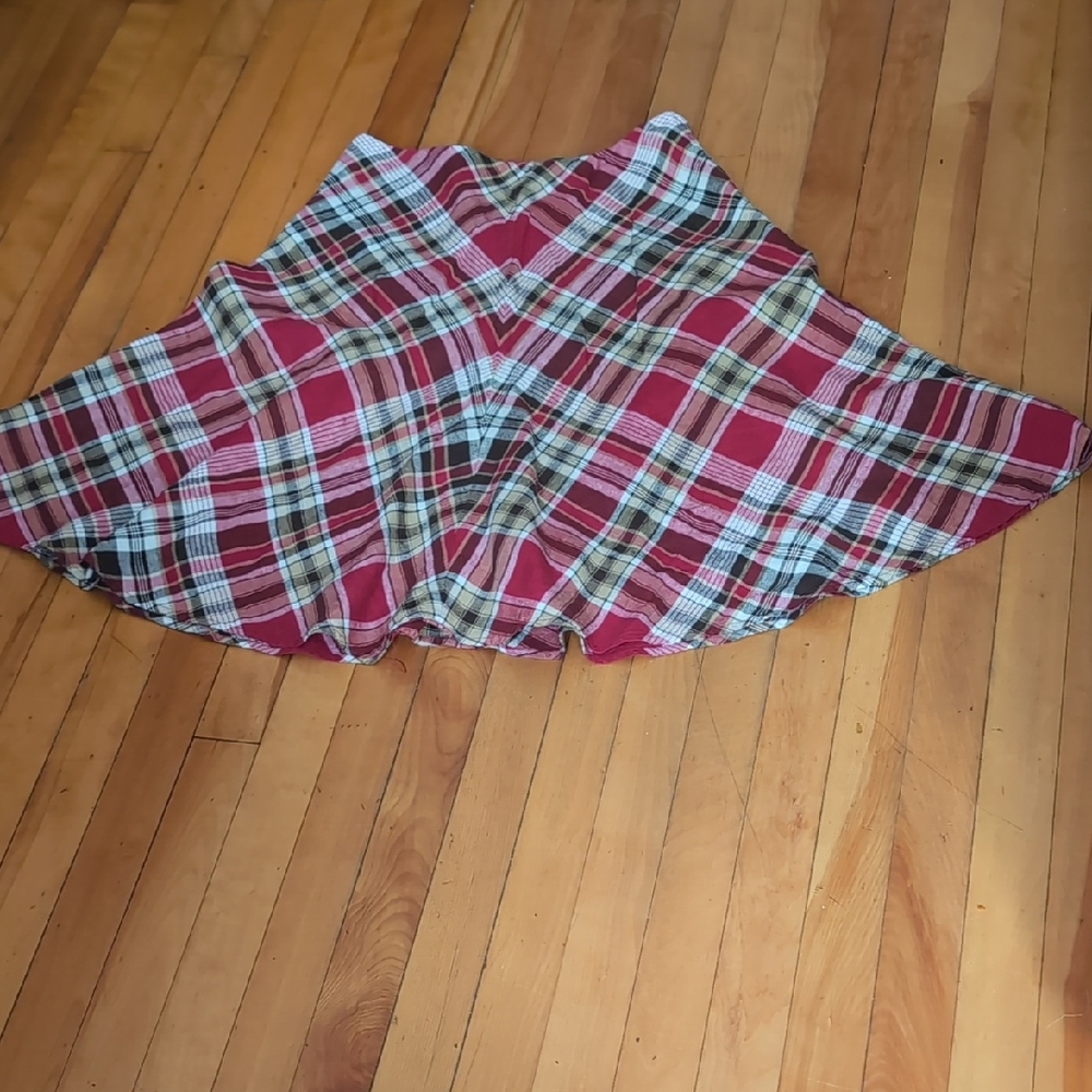 Plaid linen Red,White Black And Tan Women's Skirt Jones New York